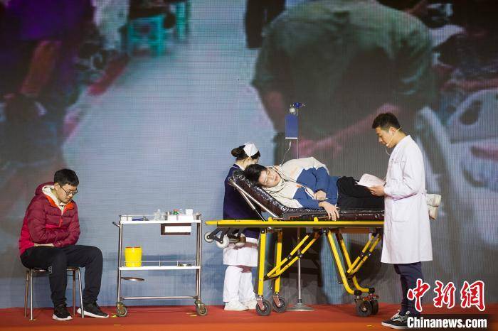 【BJL平台集团】
山西举行食品宁静突发事件应急演练(图6) 【BJL平台集团】
山西举行食品宁静突发事件应急演练(图6)